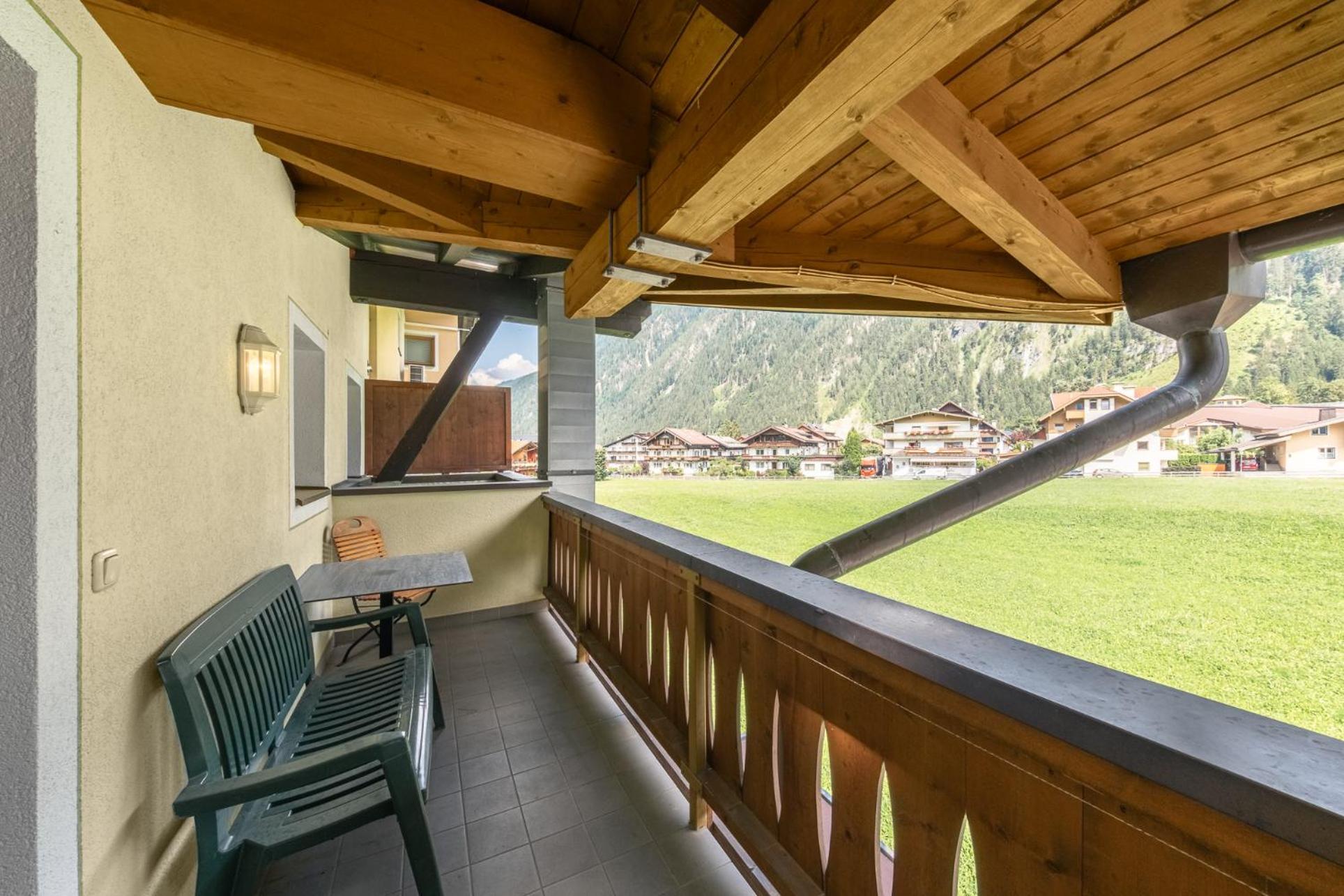 Apartments Alpina Mayrhofen Room photo